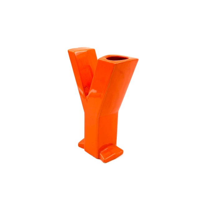 Space Age Orange Y Letter Shaped Ceramic Solifleur Vase, Marcel Radureau France, Circa 1970 For Sale - Image 4 of 13