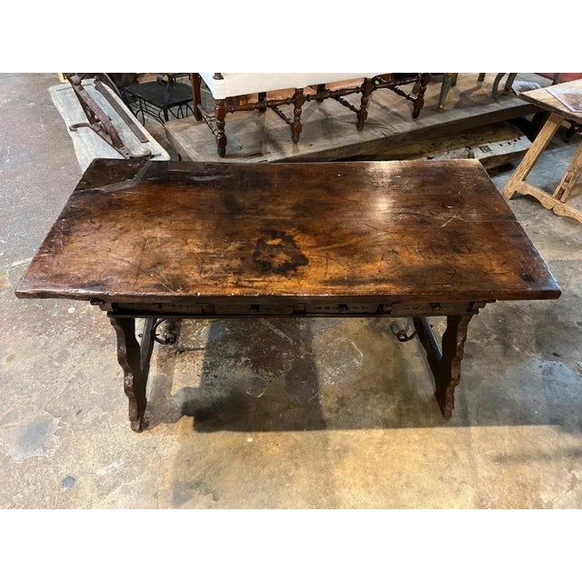 17th Century Walnut Desk - 17th Century Spanish Desk For Sale - Image 5 of 13