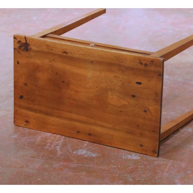 19th Century French Louis Philippe Walnut Side or Bedside Table With Drawer For Sale - Image 11 of 12