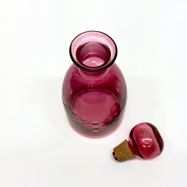 Mid 20th Century Vintage Cranberry Glass Decanters With Stoppers Curation - Set of 3 For Sale - Image 5 of 8