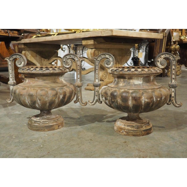 Pair of 19th Century Alfred Corneau Stamped Cast Iron Pots From France, “No. 2” For Sale - Image 13 of 18