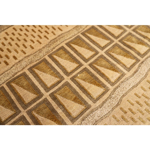 Textile 6'x9' Hand-Knotted Modern Tibetan Wool & Silk Carved Linear Rug in Gold & Green For Sale - Image 7 of 10