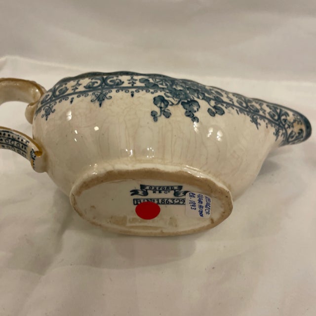 Late 19th Century Blue and White Gravy Boat For Sale - Image 4 of 4