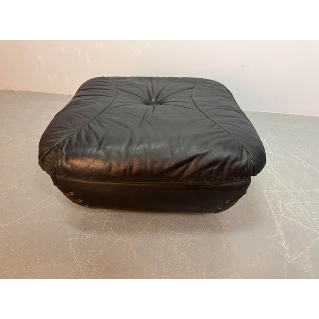 Animal Skin Large Italian Space Age Postmodern Black Leather Ottoman with Cord Lacing from Busnelli, 1970s For Sale - Image 7 of 7