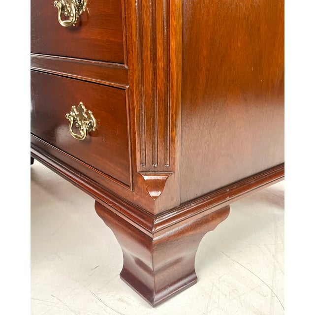 Late 20th Century Baker Furniture Chippendale Style Mahogany 3-Drawer Nightstands - A Pair For Sale - Image 10 of 18