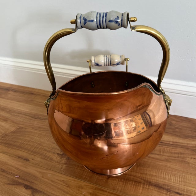 Traditional Vintage Copper and Brass Coal Scuttle With Porcelain Handles For Sale - Image 3 of 6