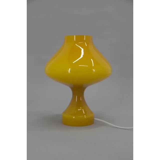 Made by osvetlovaci sklo valasske mezirici in czechoslovakia. Glass in perfect condition rewired 1x60w, e25-e27 bulb us...