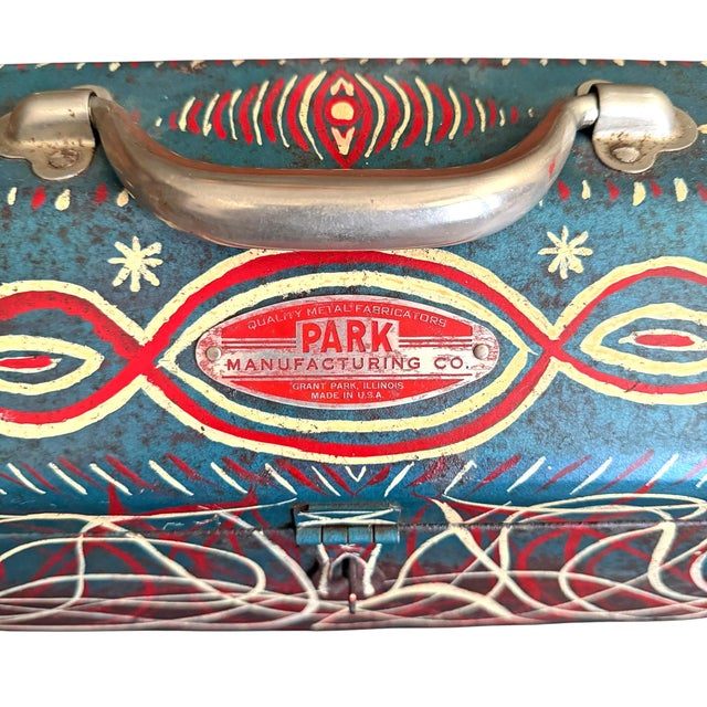Vintage American Folk Art Toolbox For Sale - Image 11 of 18