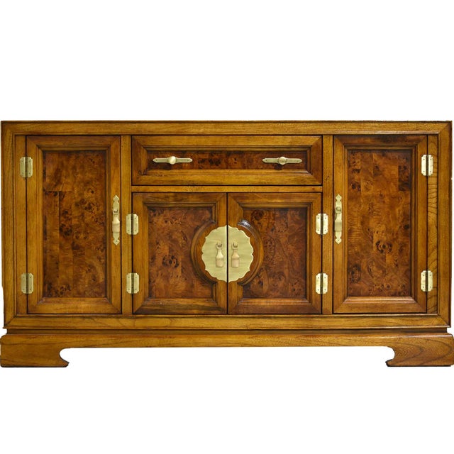 1970s Chin Hua Burl Front Buffet Sideboard by Bernhardt For Sale - Image 15 of 15