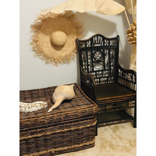 Vintage wicker & rattan coffee table, great storage very large. Beautiful and functional,organic looking many tones of...