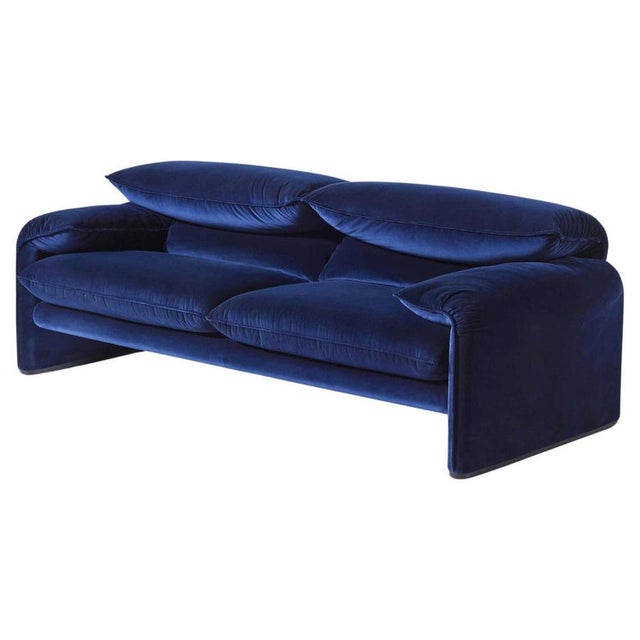 Maralunga Two-Seater Sofa by Vico Magistretti for Cassina For Sale - Image 15 of 15