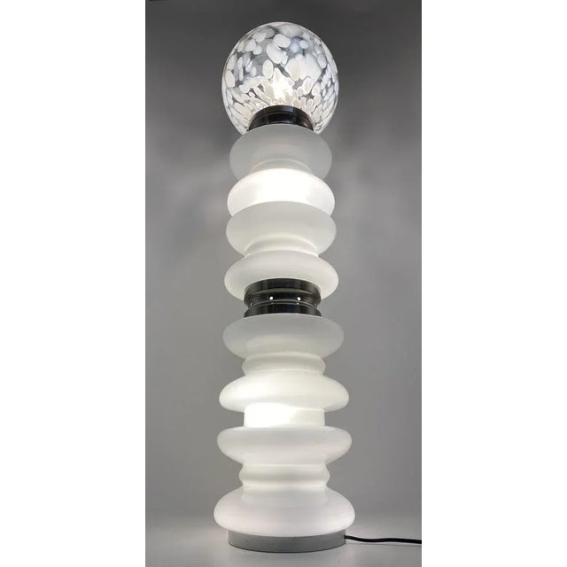 Floor Lamp in White Satined Glass by Carlo Nason for Mazzega, 1970s For Sale - Image 11 of 12