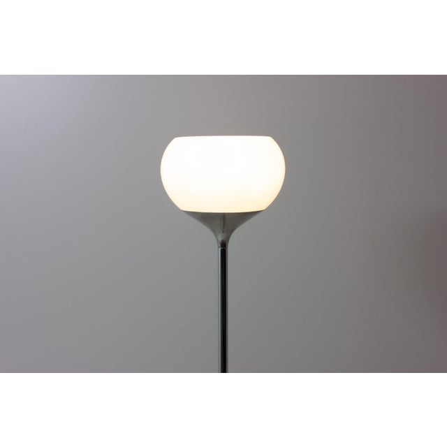 Italian Trumpet Floor Lamp in Chrome, 1970s For Sale - Image 4 of 8
