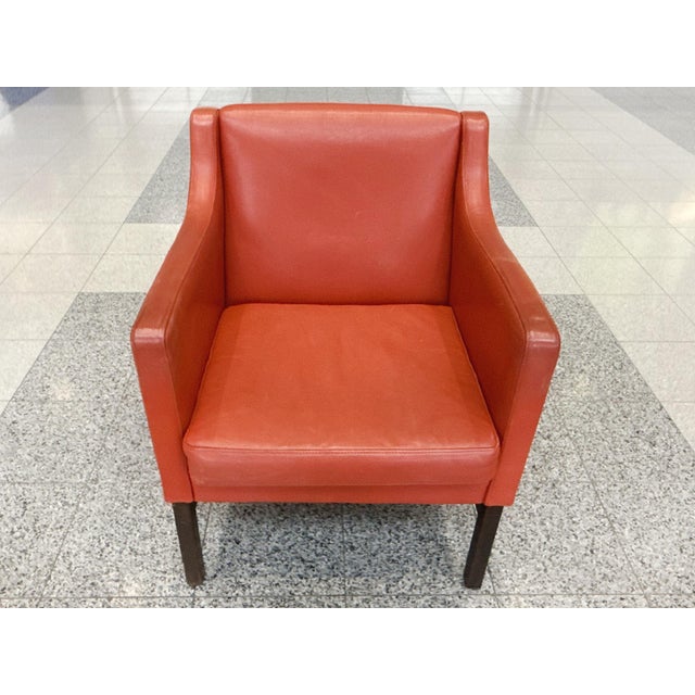 1960s Danish Modern Leather & Beech Lounge Chairs in the Style of Børge Mogensen - A Pair For Sale - Image 5 of 17