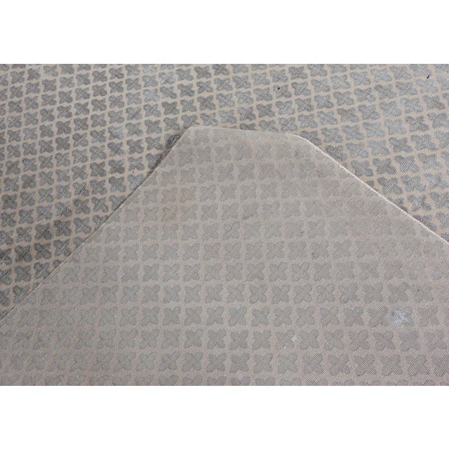 Light Gray Traditional Inspired Rug by Doris Leslie Blau For Sale - Image 8 of 8