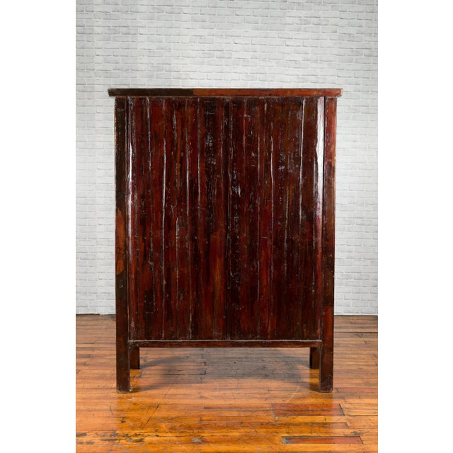 Chinese Qing Dynasty 19th Century Accordion Doors Cabinet with Three Drawers For Sale In New York - Image 6 of 13