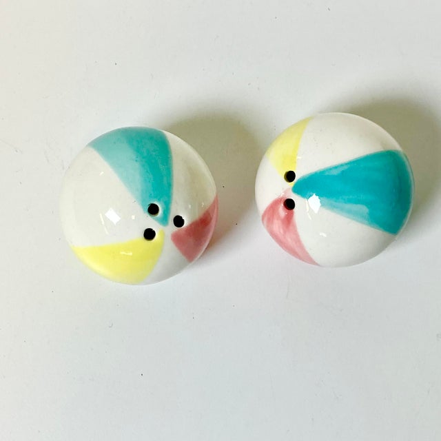 Ceramic Mid-Century Coastal Boho Chic Beach Ball Salt & Pepper Shakers - A Pair. For Sale - Image 7 of 12