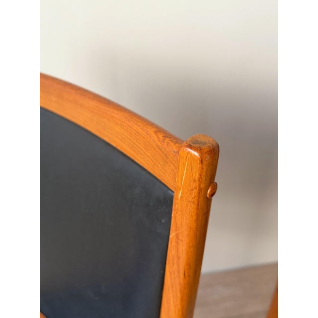 Wood Mid-Century Danish Modern Teak High-Back Dining Chairs, a Set of 6 For Sale - Image 7 of 12