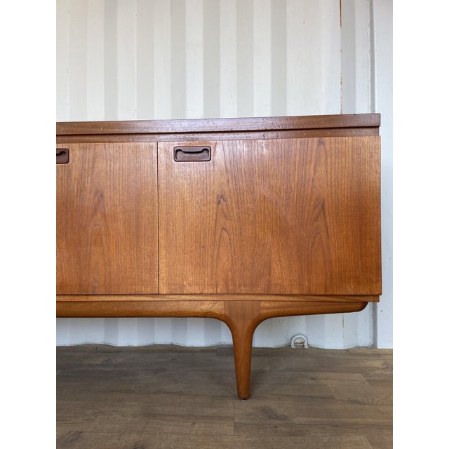 Mid-Century Modern Teak Sideboard by Greaves & Thomas, 1960s For Sale - Image 16 of 18