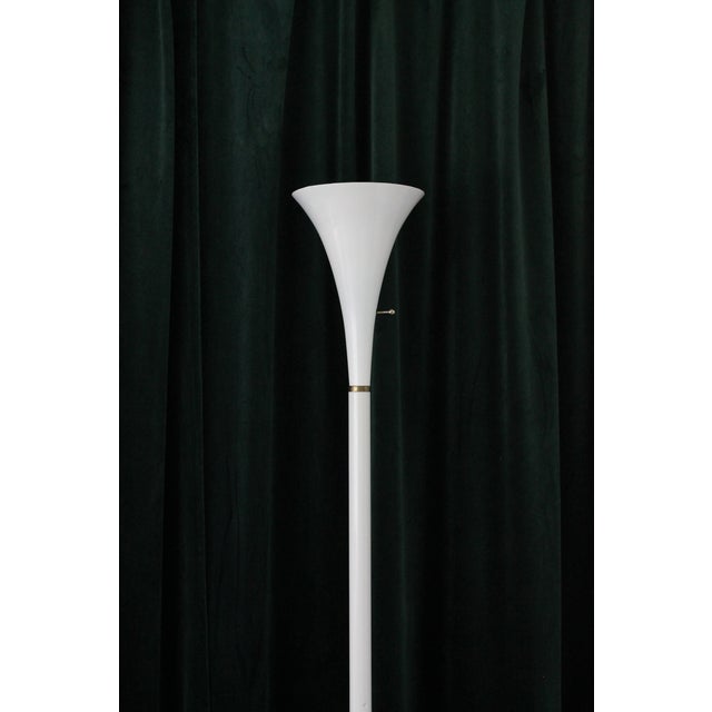 1960s Vintage 60s Trumpet Floor Lamp, Mid-Century White Laurel Style Torchiere Lamp For Sale - Image 5 of 10