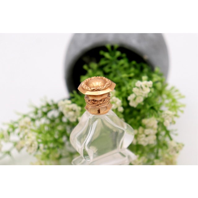 Perfume Bottle in Glass and 15k Gold For Sale - Image 3 of 5