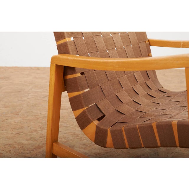 Brown Model 652 Vostra Armchair in Beech and Fabric by Jens Risom for Walter Knoll, 1942 For Sale - Image 8 of 13