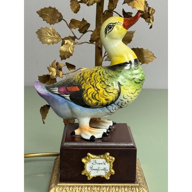 Italian Hollywood Regency Porcelain Waterbird Table Lamp with Sculptural Brass Foliage attributed to Giulia Mangani, Italy, 1970s For Sale - Image 11 of 16