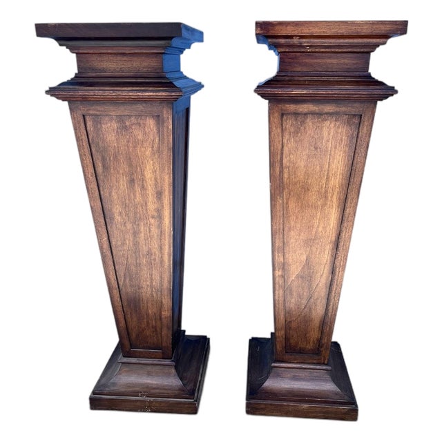 Pair of Vintage Italian Neoclassical Display Pedestals For Sale
