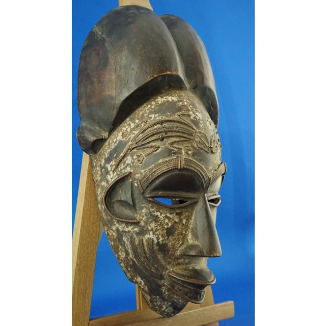 Antique African Ethnic Tribal Mask in Wenge Wood and Copper, 1890s For Sale - Image 4 of 18