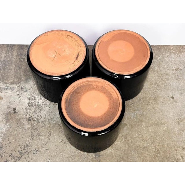 Gainey Pottery Mid 20th Century Gainey Pottery Planters- Set of Three, Attributed For Sale - Image 4 of 5