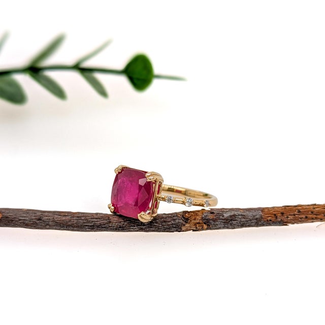5ct Madagascar Ruby Ring W Natural Diamond Accents in Solid 14k Gold | Em 9mm, Size 6.75 For Sale - Image 4 of 6