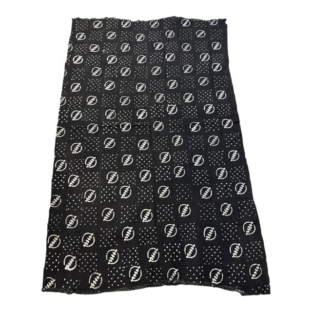 Vintage African Black and White Mud Cloth Textile Mali 42" by 63" For Sale
