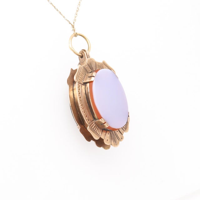 Antique Victorian 14k Gold & Agate Cabochon Double-Sided Locket Pendant For Sale In Philadelphia - Image 6 of 12