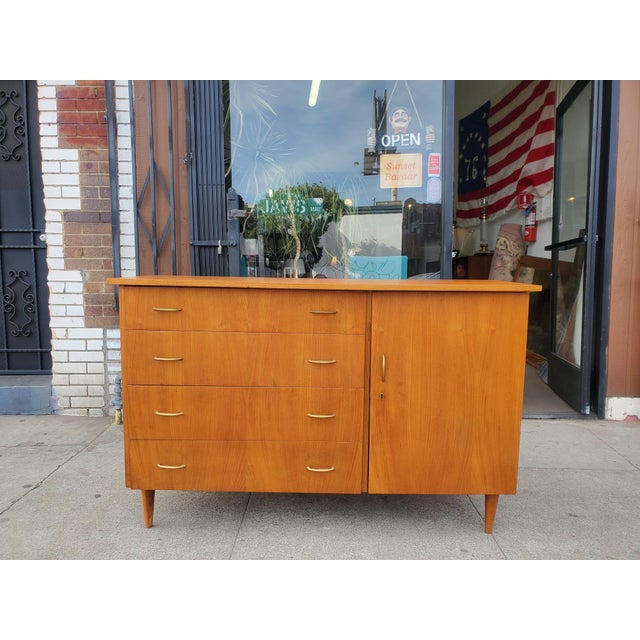 1950s Vintage Mid-Century Credenza For Sale - Image 11 of 12