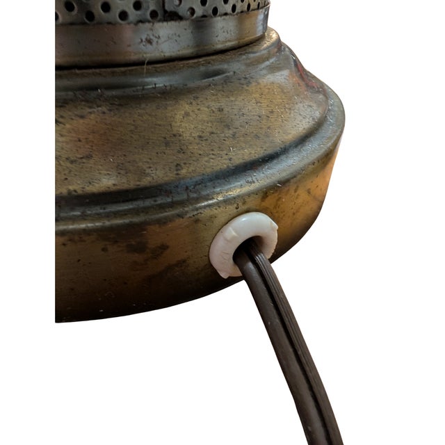 Vintage Pressed Glass Diamond-Point Brass Table Lamp, Leviton Socket For Sale - Image 11 of 16