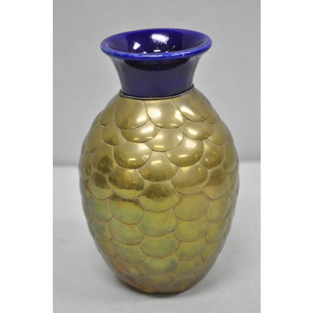 20th C. Mateos Mexico Tonala Pottery Mid Century Modern Brass Peacock Feather 7" Vase For Sale In Philadelphia - Image 6 of 14