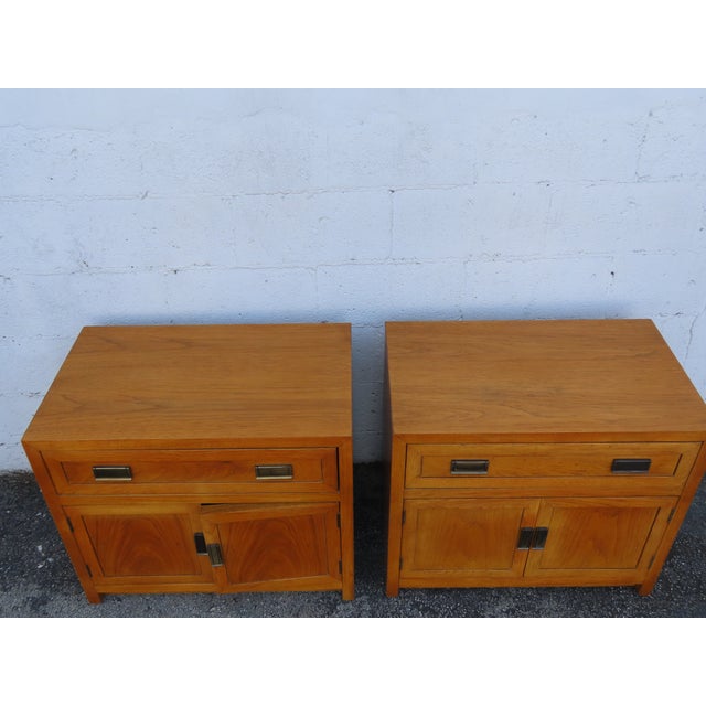 Thomasville Thomasville Hollywood Regency Nightstands End Bedside Tables a Pair 6355 For Sale - Image 4 of 17