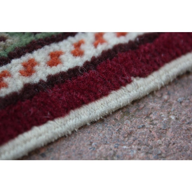 1950s Traditional Turkish Hand Knotted Vintage Kayseri Rug For Sale - Image 9 of 12
