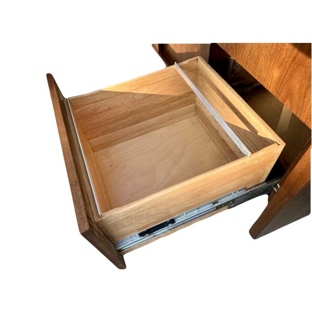 Mid-Century Modern Credenza and Cabinet Set, 3 Pieces For Sale In Los Angeles - Image 6 of 8