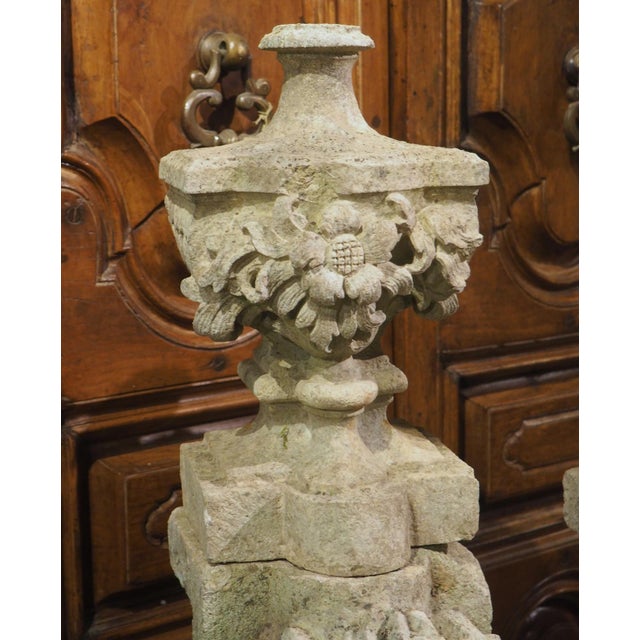 Rare Set of Circa 1700 French Chateau Staircase Baluster Terminals in Limestone For Sale - Image 10 of 18