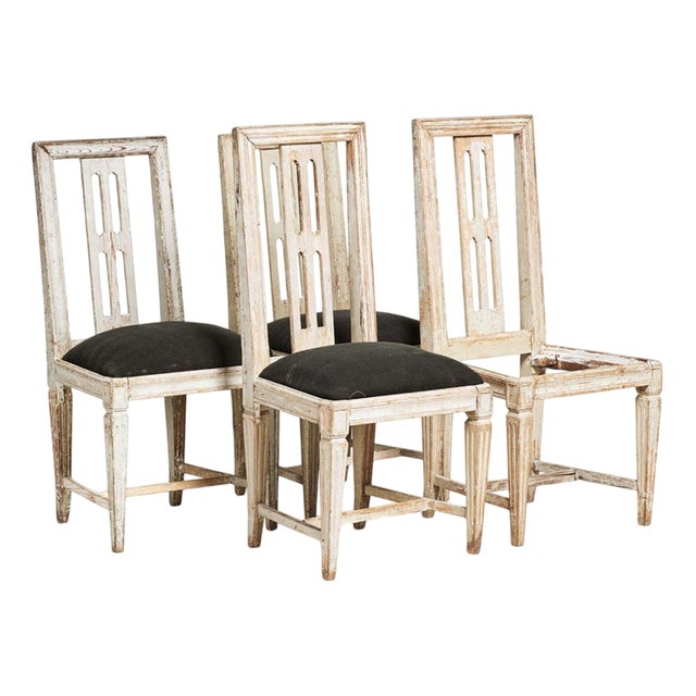 Swedish Gustavian Painted Dining Chairs, Set of 4 For Sale