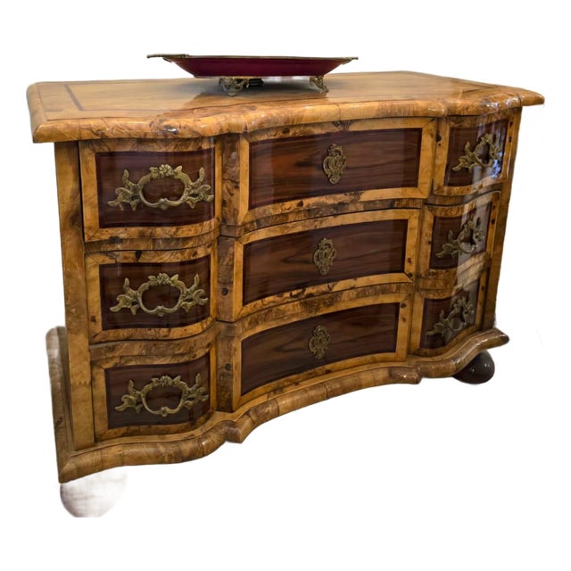 1990s Grand French Bombe Chest of Drawers With Burl Wood Finish, Gold Leaf & Bronze Hardware For Sale