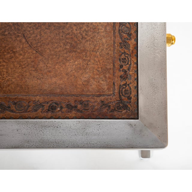 French Maison Jansen Style Polished Steel, Brass and Leather Coffee Table For Sale In New York - Image 6 of 6
