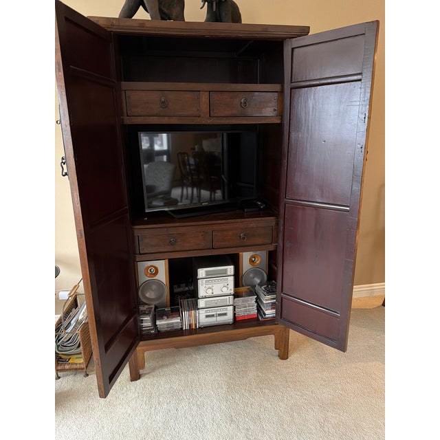 1900-1909 Chinese Wardrobe For Sale - Image 4 of 12