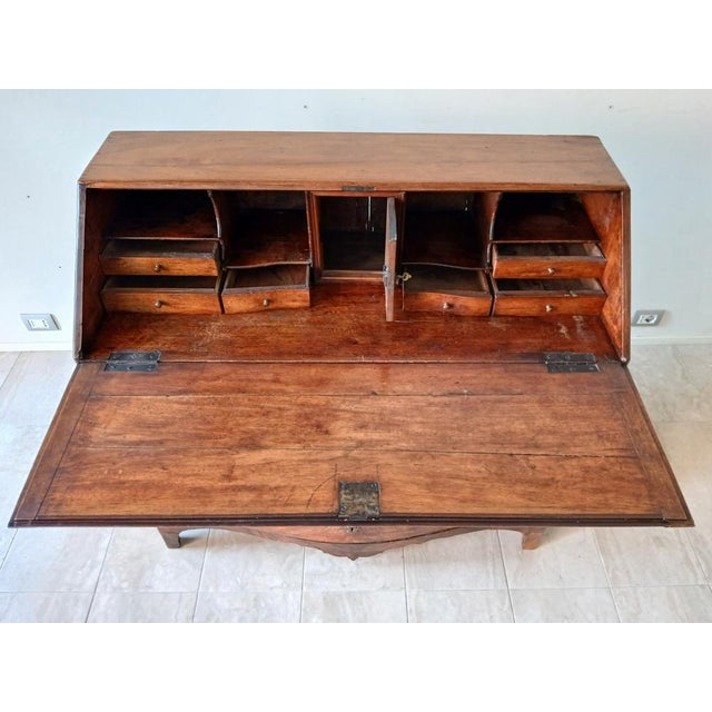 18th Century Louis XVI Drop-Leaf Chest of Drawers For Sale - Image 6 of 18