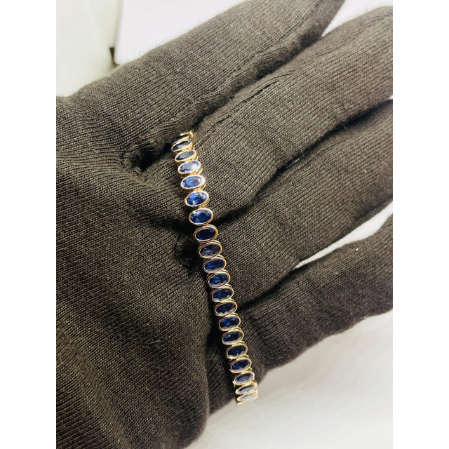 Natural 18k Gold Blue Sapphire 15.19cts Bracelet For Sale In New York - Image 6 of 9