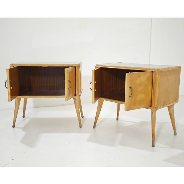Mid-Century Modern Curved Light Wood Bedside Tables, Italy, 1950s, Set of 2 For Sale - Image 15 of 18