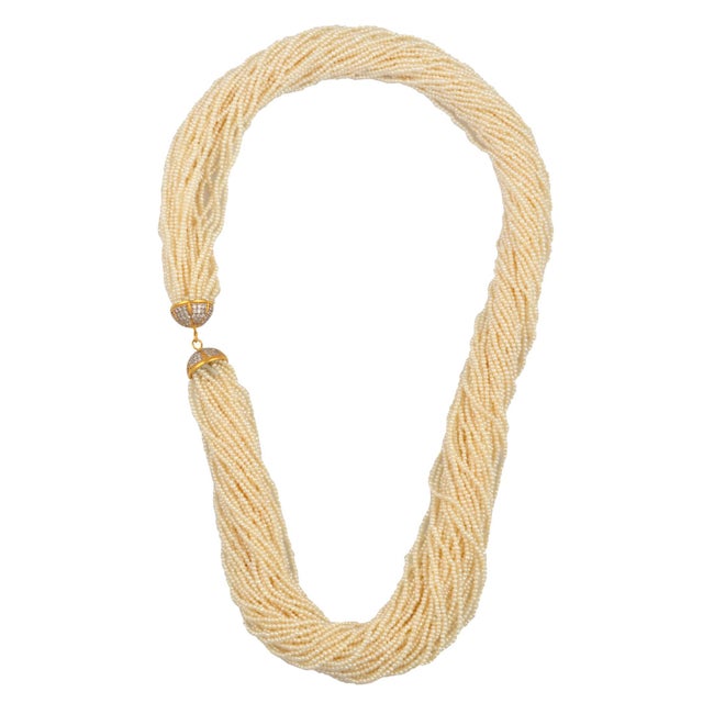 400 Carat Seed Pearl Necklace with Diamond & 14 Karat Yellow Gold Bell Cap Clasp For Sale - Image 9 of 18