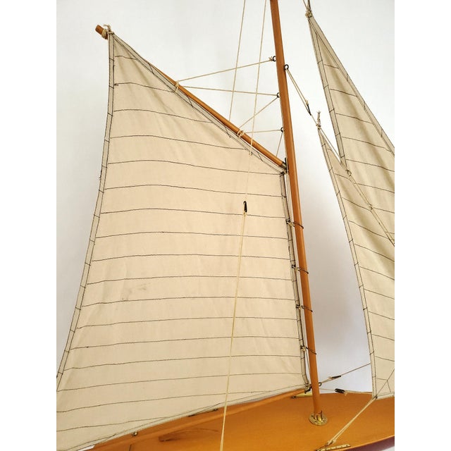 Vintage Sailboat Replica Pond Yacht 1895 Defender Cup Racer For Sale - Image 15 of 17
