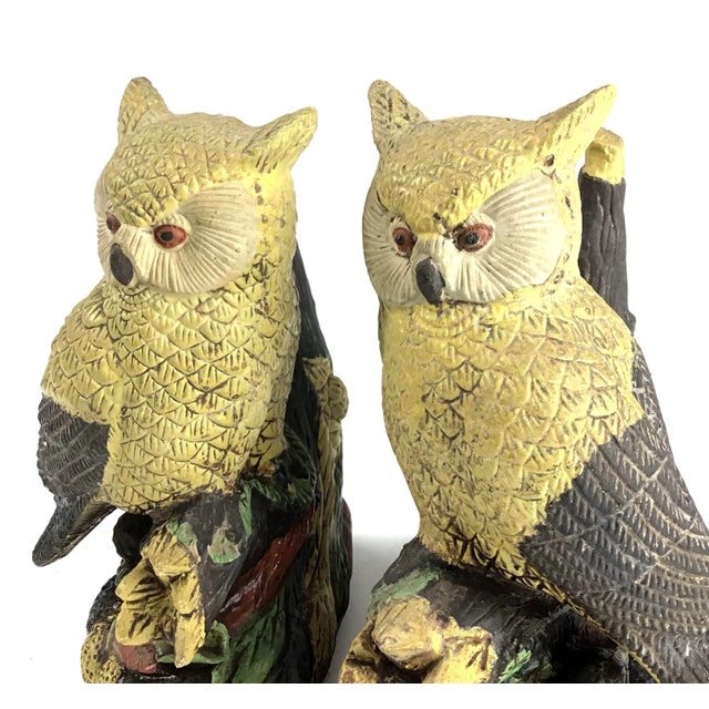 Wonderful example of the decor of 1950. This pair of Owls have been lovingly packed away for decades and are in perfect...
